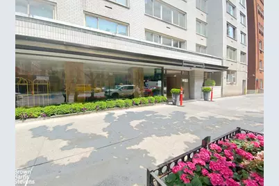 401 E 86th Street #10C, New York City, NY 10028 - Photo 18