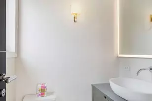 200 Central Park S, New York City, NY 10019 - Photo 20