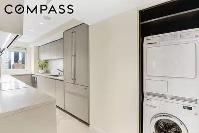 200 Central Park S #35A, New York City, NY 10019 - Photo 8