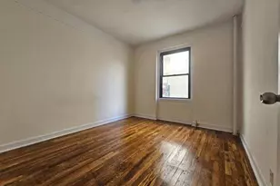 21-58 35th St, Astoria, NY 11105 - Photo 4