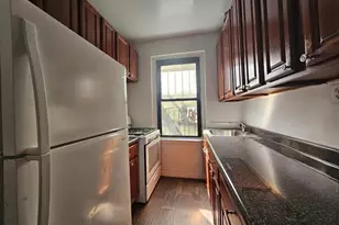 21-58 35th St, Astoria, NY 11105 - Photo 2