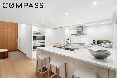 421 Hudson Street #221, New York City, NY 10014 - Photo 2