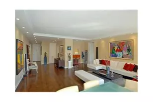 530 E 76th St, New York, NY 10021 - Photo 4