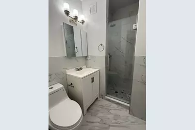 250 E 40th Street #22B, New York, NY 10016 - Photo 8