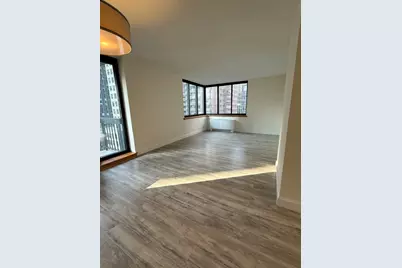 250 E 40th Street #22B, New York, NY 10016 - Photo 2