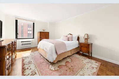 1641 3rd Avenue #22A, New York City, NY 10128 - Photo 4