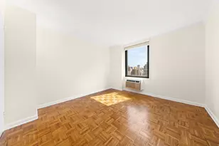 1641 3rd Ave, New York City, NY 10128 - Photo 6