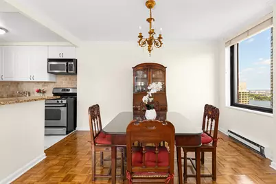 1641 3rd Avenue #22A, New York City, NY 10128 - Photo 2