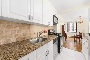 1641 3rd Ave, New York City, NY 10128 - Photo 2