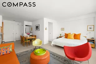 201 W 21st St, New York City, NY 10011 - Photo 2