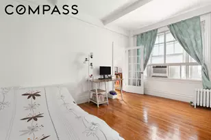 170 W 74th St, New York City, NY 10023 - Photo 10
