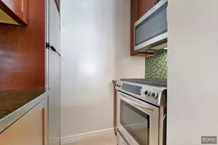 30 E 37th St, New York City, NY 10016 - Photo 6