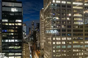 60 E 55th St, New York, NY 10022 - Photo 24