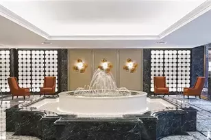 360 E 72nd St, New York City, NY 10021 - Photo 2