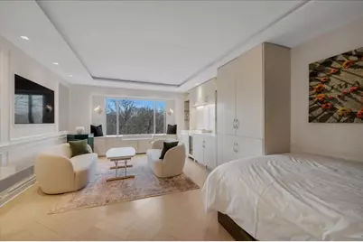 150 Central Park S #503, New York City, NY 10019 - Photo 2