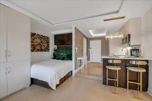 150 Central Park S, New York City, NY 10019 - Photo 4