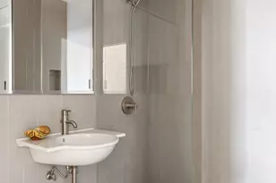 315 7th Ave, New York City, NY 10001 - Photo 16