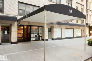 235 E 57th St, New York City, NY 10022 - Photo 2
