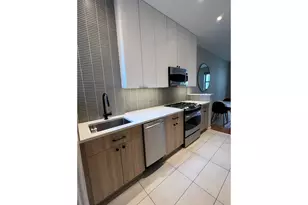 288 W 92nd St, New York City, NY 10025 - Photo 12