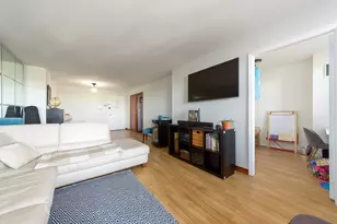 135 Ocean Pkwy, New York City, NY 11218 - Photo 2