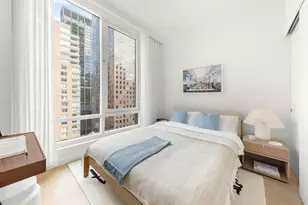 135 E 47th St, New York City, NY 10017 - Photo 4