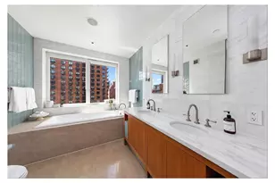 300 E 55th St, New York, NY 10022 - Photo 6