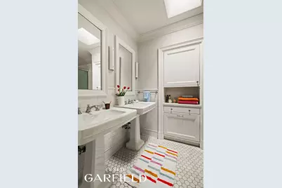 502 E 87th Street, New York, NY 10128 - Photo 16
