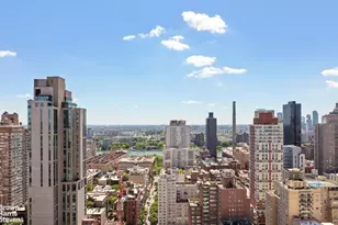 300 E 77th St, New York City, NY 10075 - Photo 38