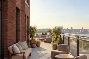 555 W 22nd St, New York City, NY 10011 - Photo 18