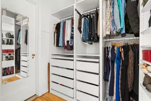 161 W 16th St, New York, NY 10011 - Photo 4
