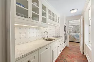 15 E 96th St, New York City, NY 10128 - Photo 32