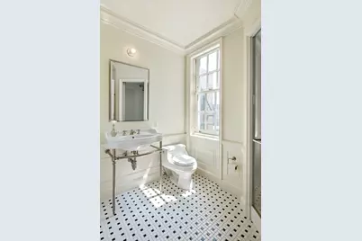15 E 96th Street, New York City, NY 10128 - Photo 36