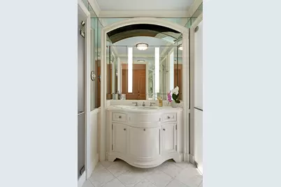 15 E 96th Street, New York City, NY 10128 - Photo 30
