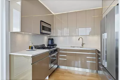 247 Driggs Avenue #PHB, Brooklyn, NY 11222 - Photo 8