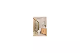 259 E 28th St, New York City, NY 11226 - Photo 8