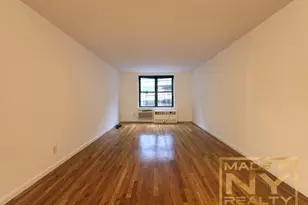 327 W 30th St, New York City, NY 10001 - Photo 1
