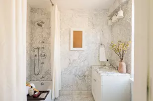 1050 Park Ave, New York City, NY 10028 - Photo 14