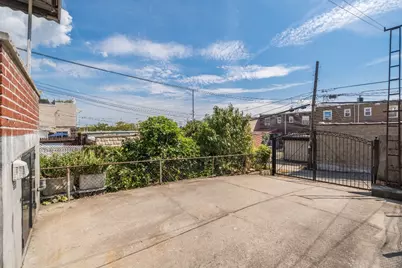 20-17 26th Street, New York City, NY 11105 - Photo 24