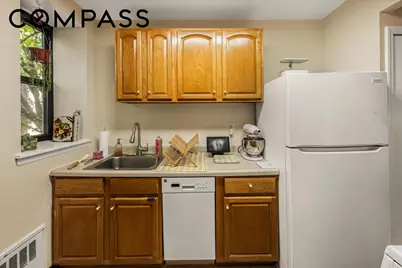 427 St Johns Place #3C, New York City, NY 11238 - Photo 10