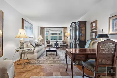 165 W 66th Street #6H, New York City, NY 10023 - Photo 2