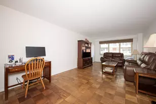 370 E 76th St, New York City, NY 10021 - Photo 2