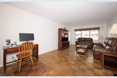370 E 76th Street #B704, New York City, NY 10021 - Photo 2