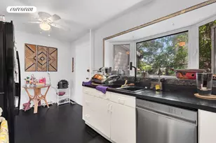 20-27 31st St, New York City, NY 11105 - Photo 4