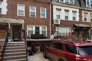 20-27 31st St, New York City, NY 11105 - Photo 1