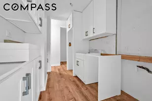 185 Hall St, New York City, NY 11205 - Photo 16