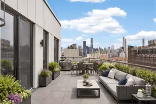11-52 44th Dr, New York City, NY 11101 - Photo 1
