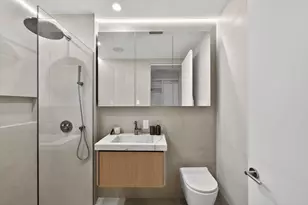 1110 Manhattan Ave, New York City, NY 11222 - Photo 10