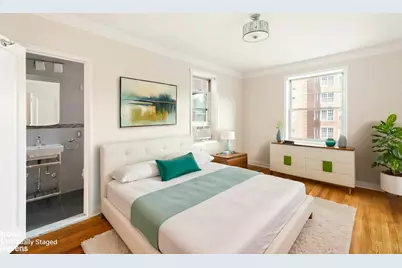77-35 113th Street #3A, New York City, NY 11375 - Photo 4