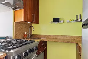 31 Jane St, New York City, NY 10014 - Photo 8