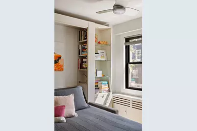 31 Jane Street #2D, New York City, NY 10014 - Photo 6